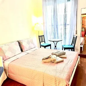 Brera Apartment Mailand